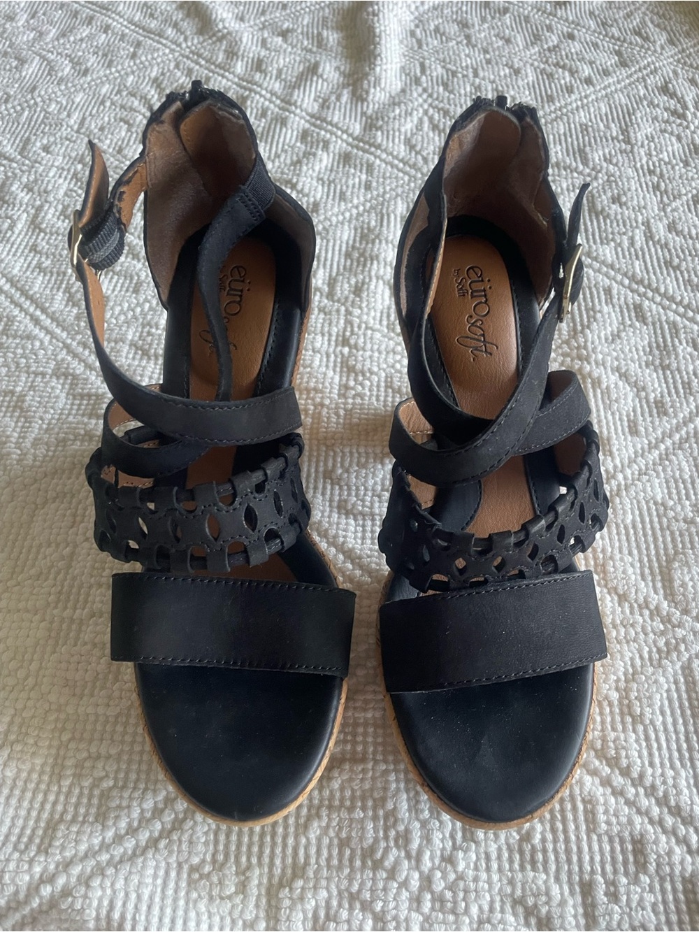 Womens Black Cork Wedge Sandals with Ankle Straps Euro Soft size 8 - Picture 2 of 4